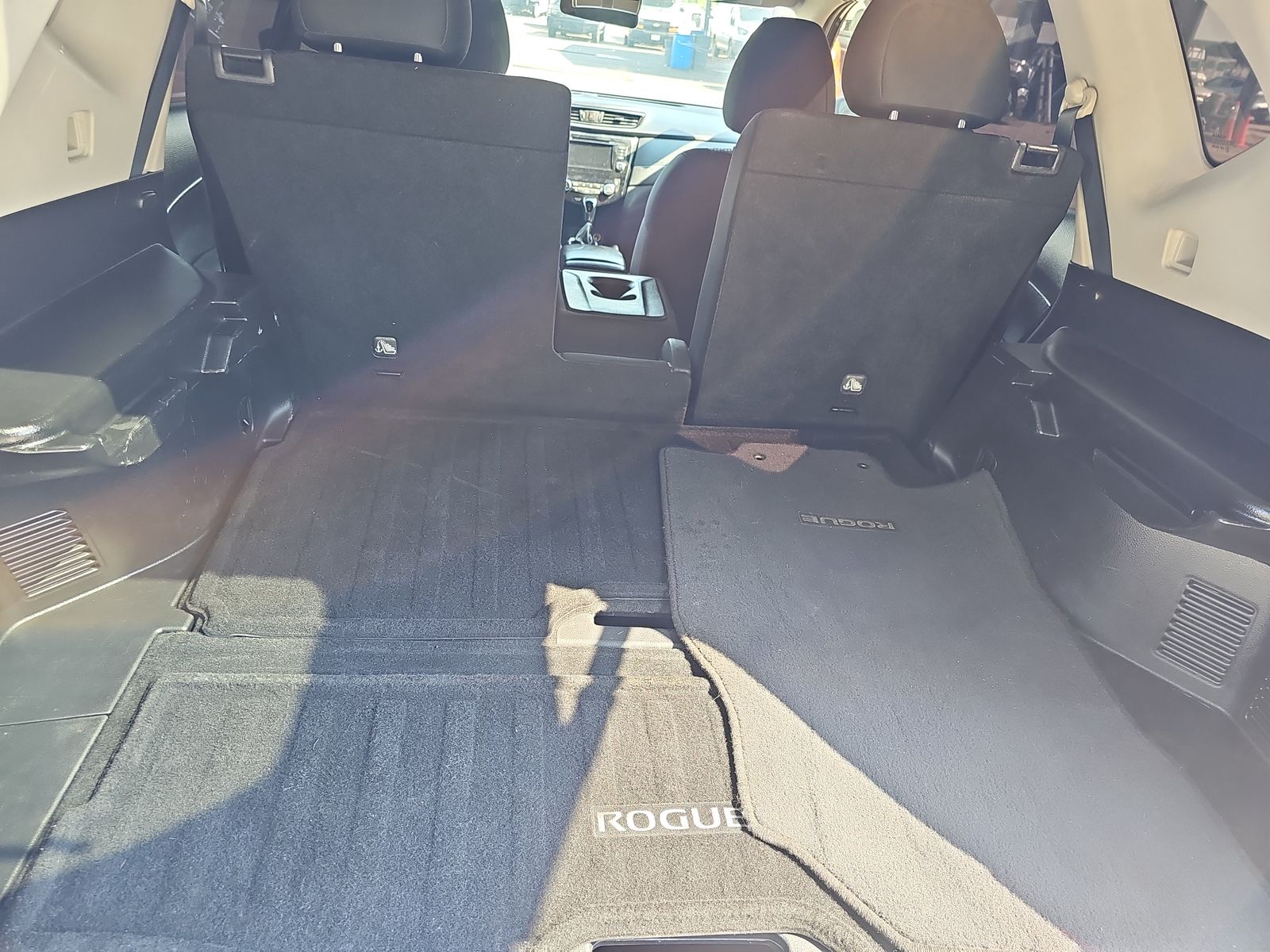 2018 Nissan Rogue SV FWD