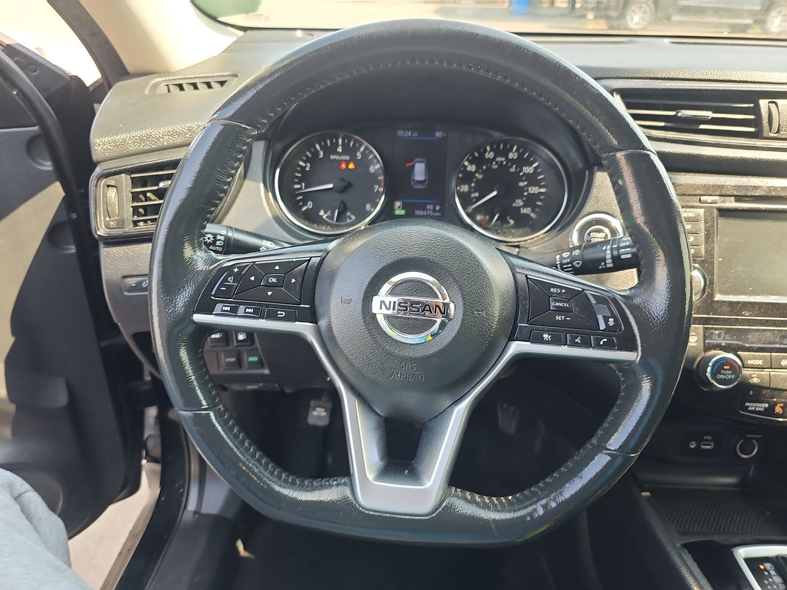2018 Nissan Rogue SV FWD