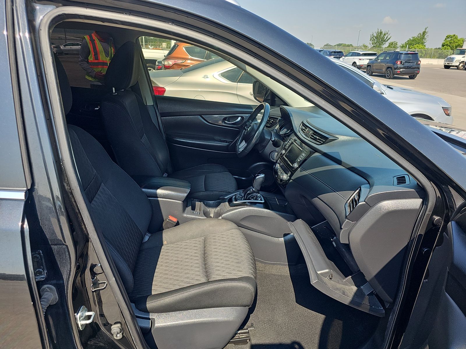 2018 Nissan Rogue SV FWD