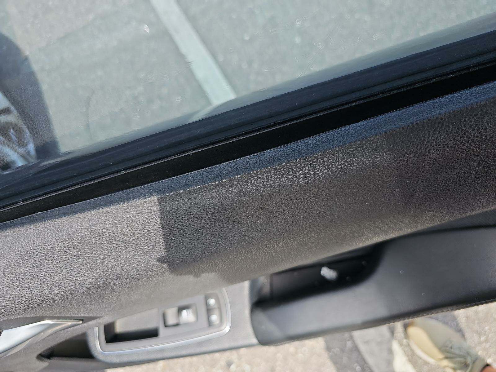 2015 Dodge Charger SE RWD