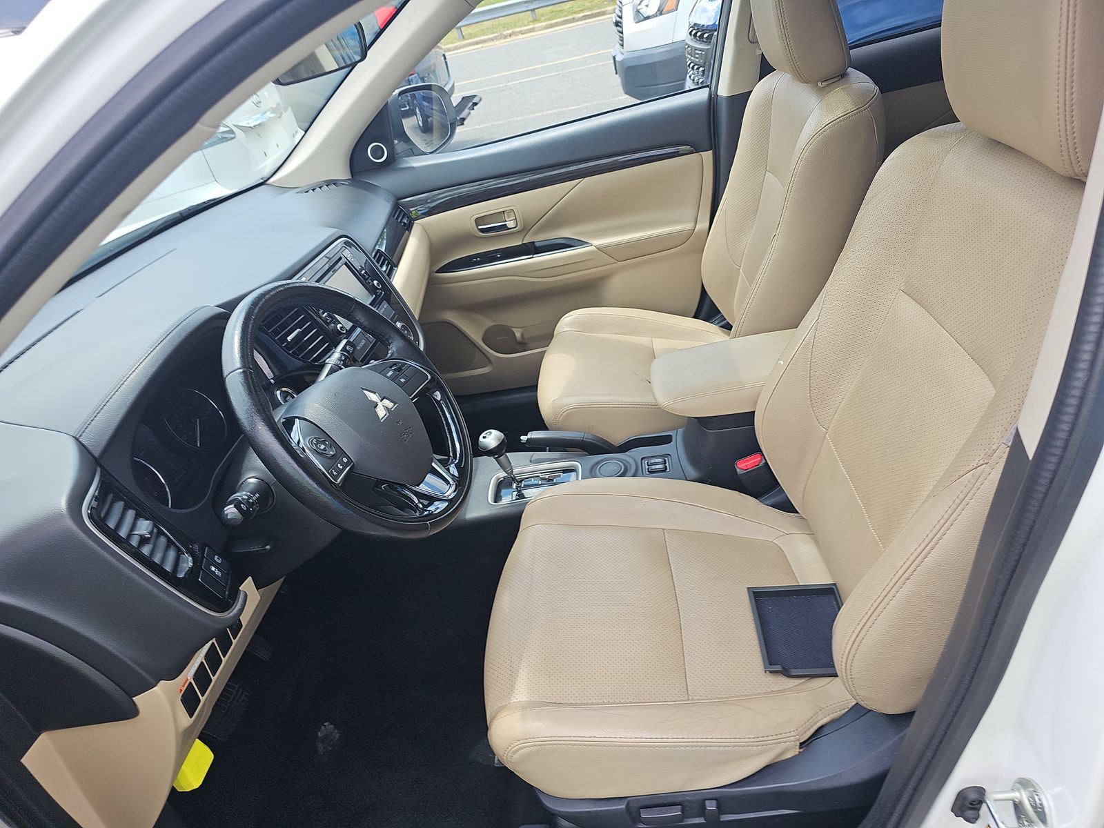 2016 Mitsubishi Outlander SEL FWD