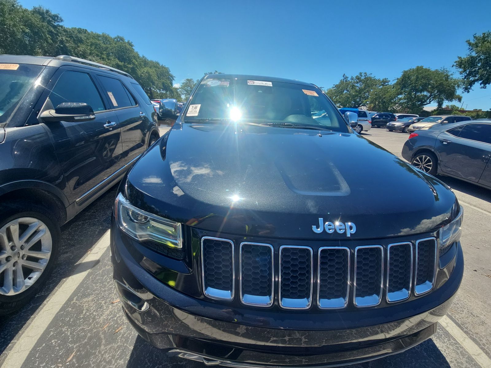 2014 Jeep Grand Cherokee Overland RWD