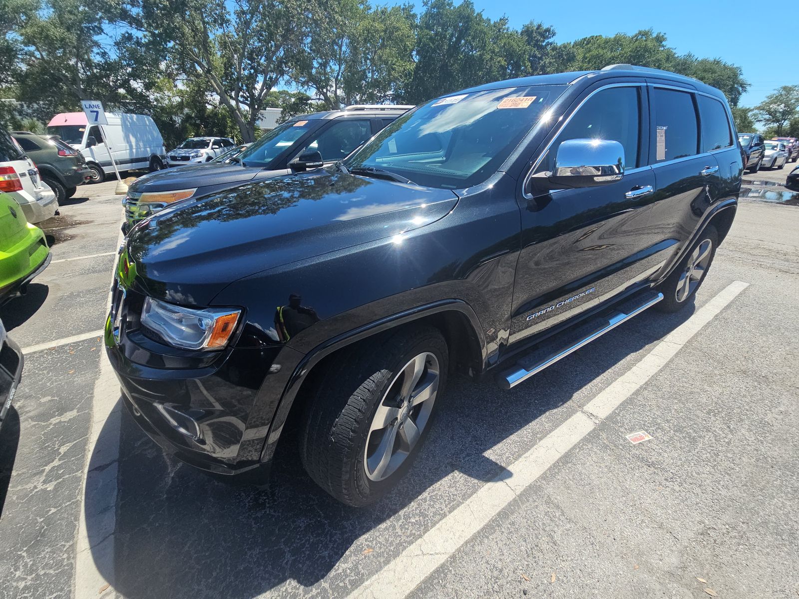 2014 Jeep Grand Cherokee Overland RWD