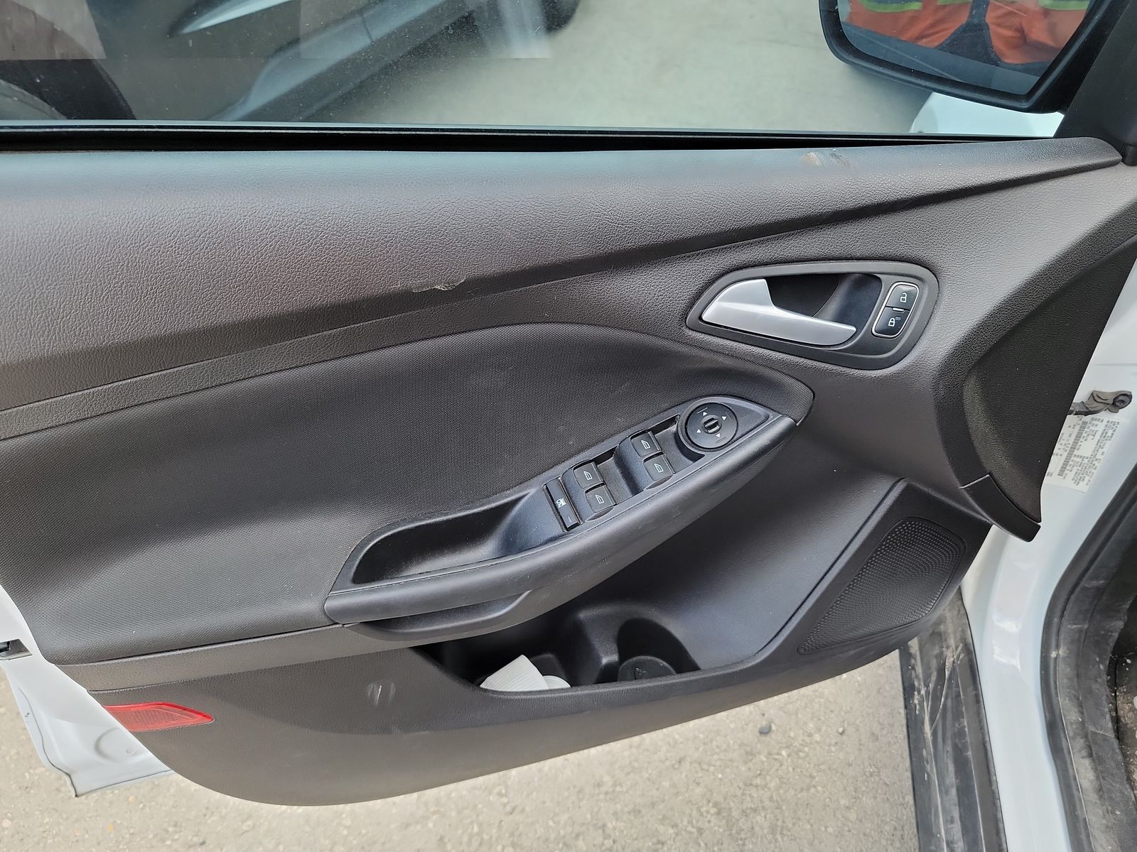 2017 Ford Focus SE FWD