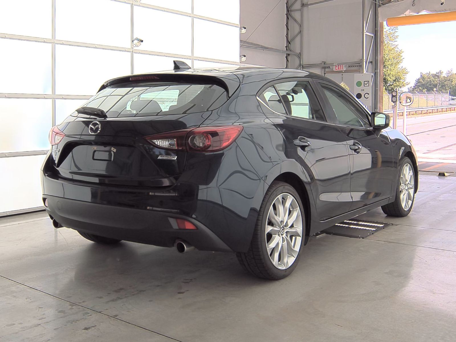 2015 MAZDA MAZDA3 s Grand Touring FWD