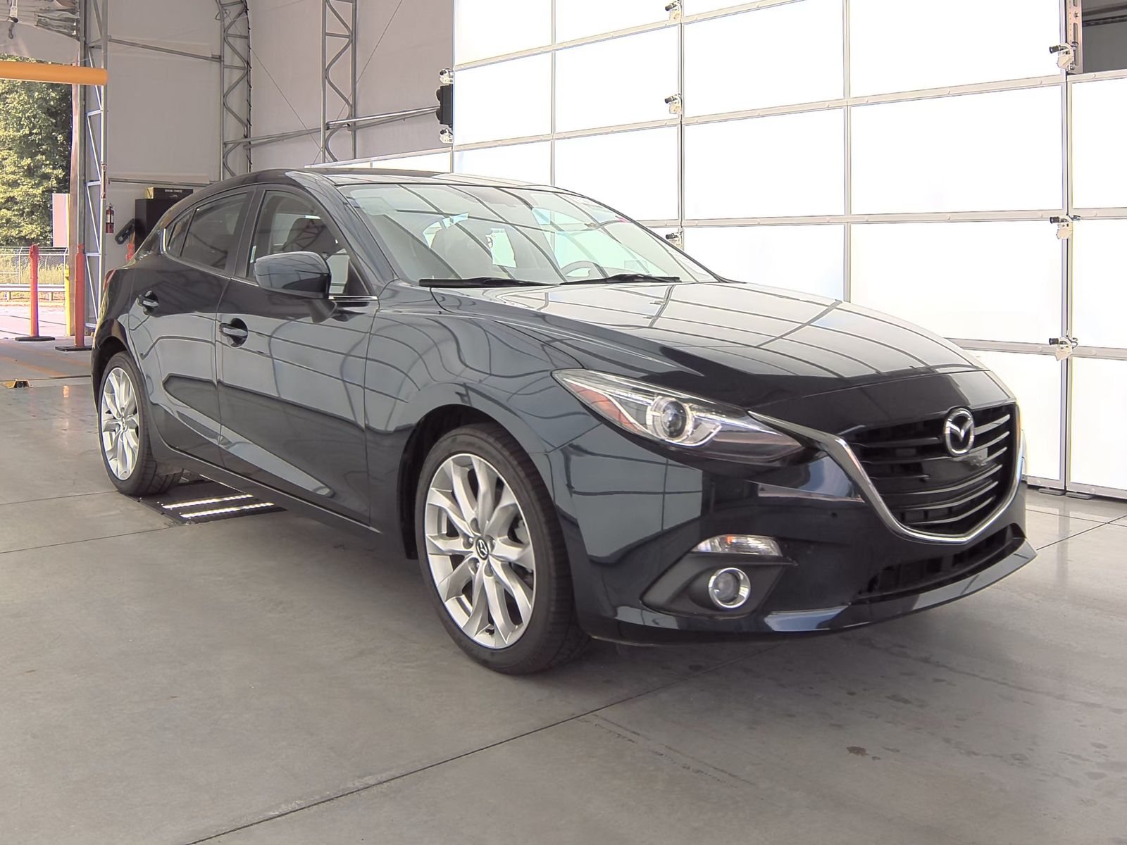 2015 MAZDA MAZDA3 s Grand Touring FWD