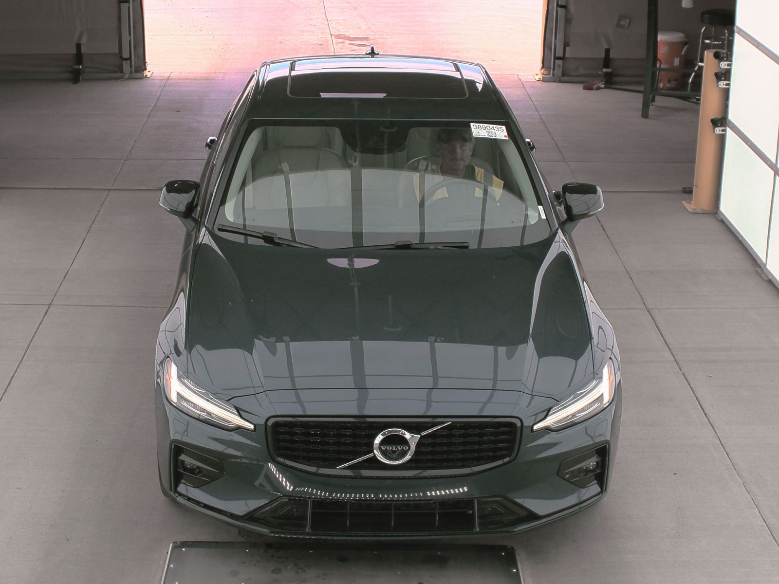 2022 Volvo S60 B5 Momentum FWD