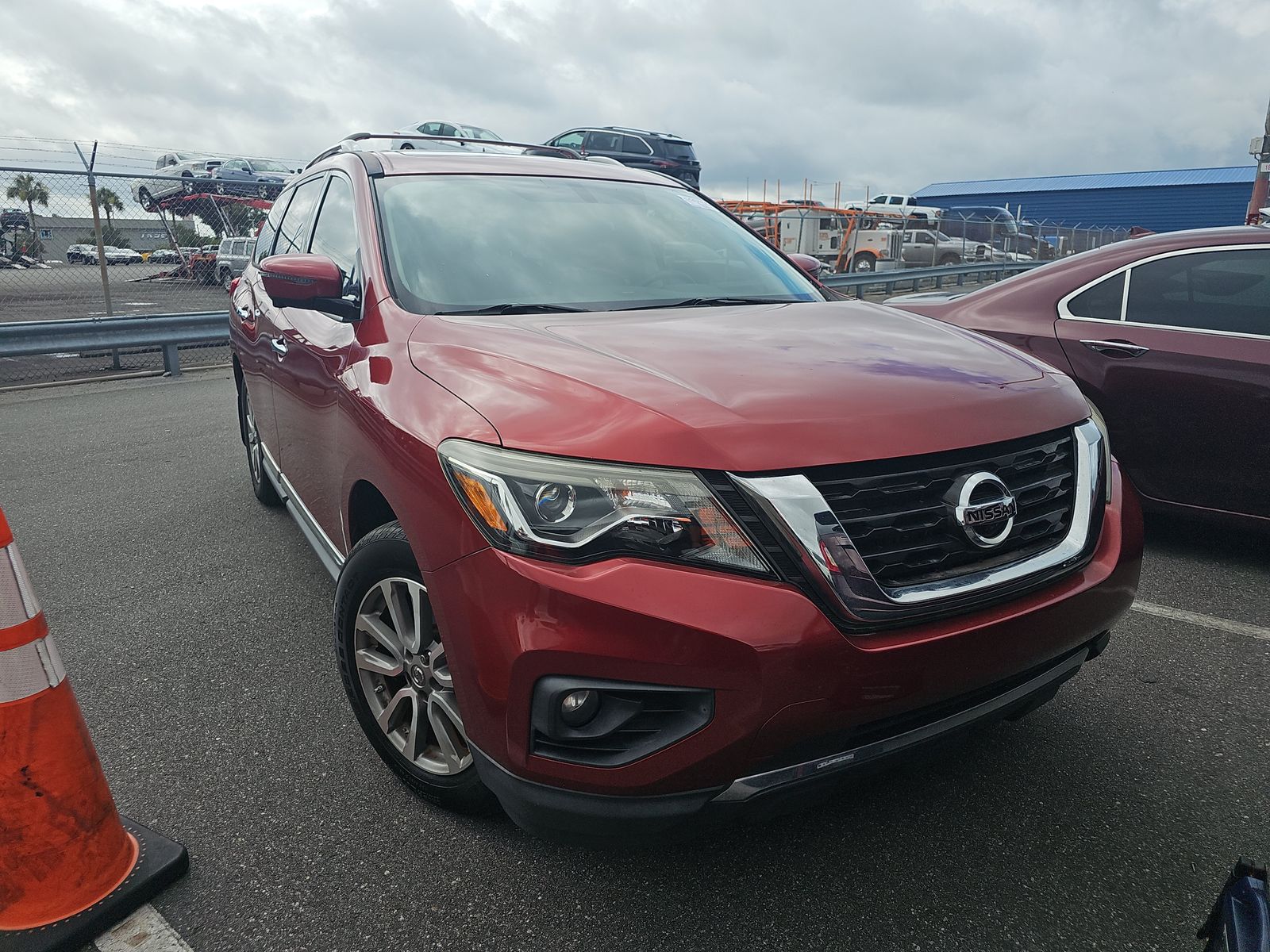 2017 Nissan Pathfinder Platinum FWD
