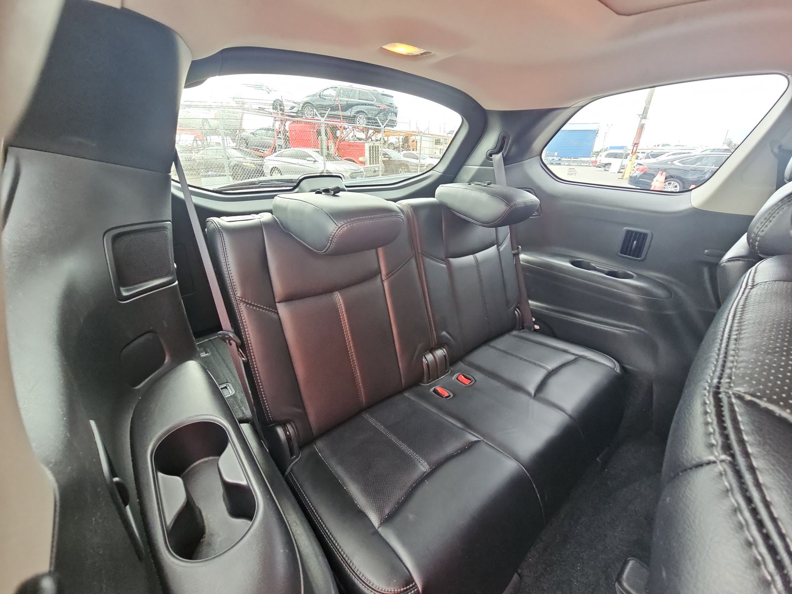 2017 Nissan Pathfinder Platinum FWD