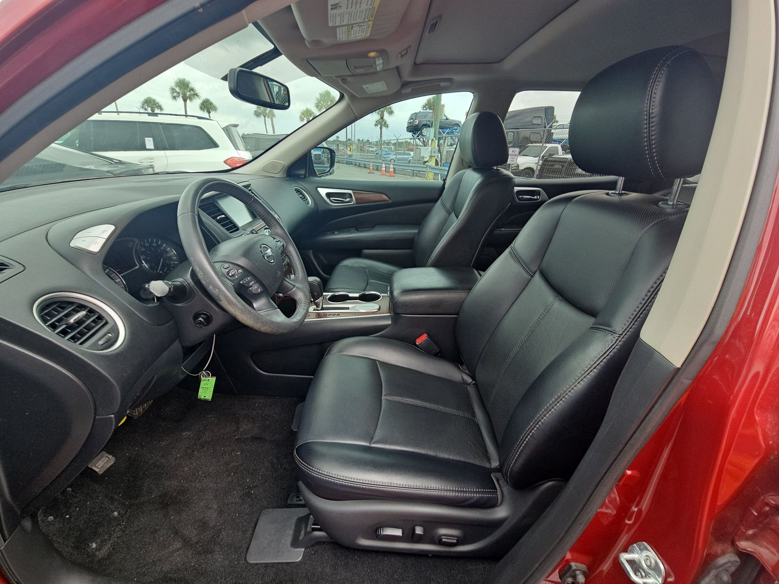 2017 Nissan Pathfinder Platinum FWD