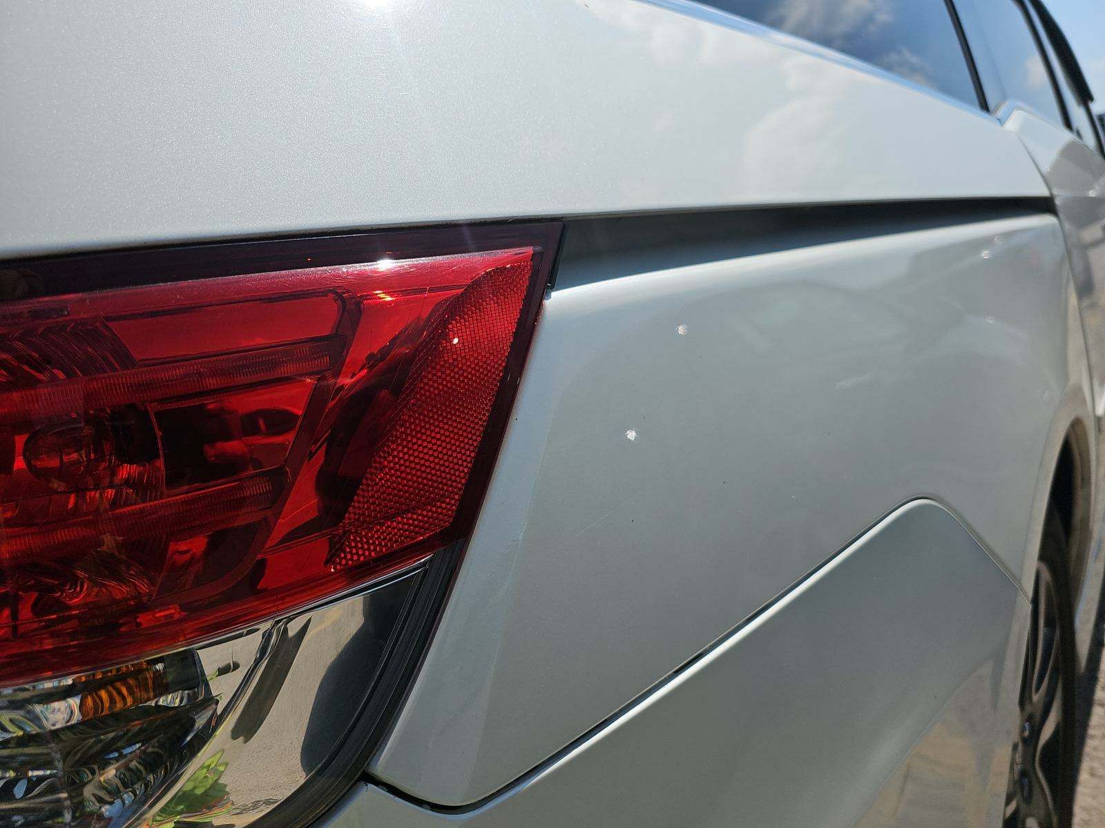 2016 Honda Odyssey Touring Elite FWD