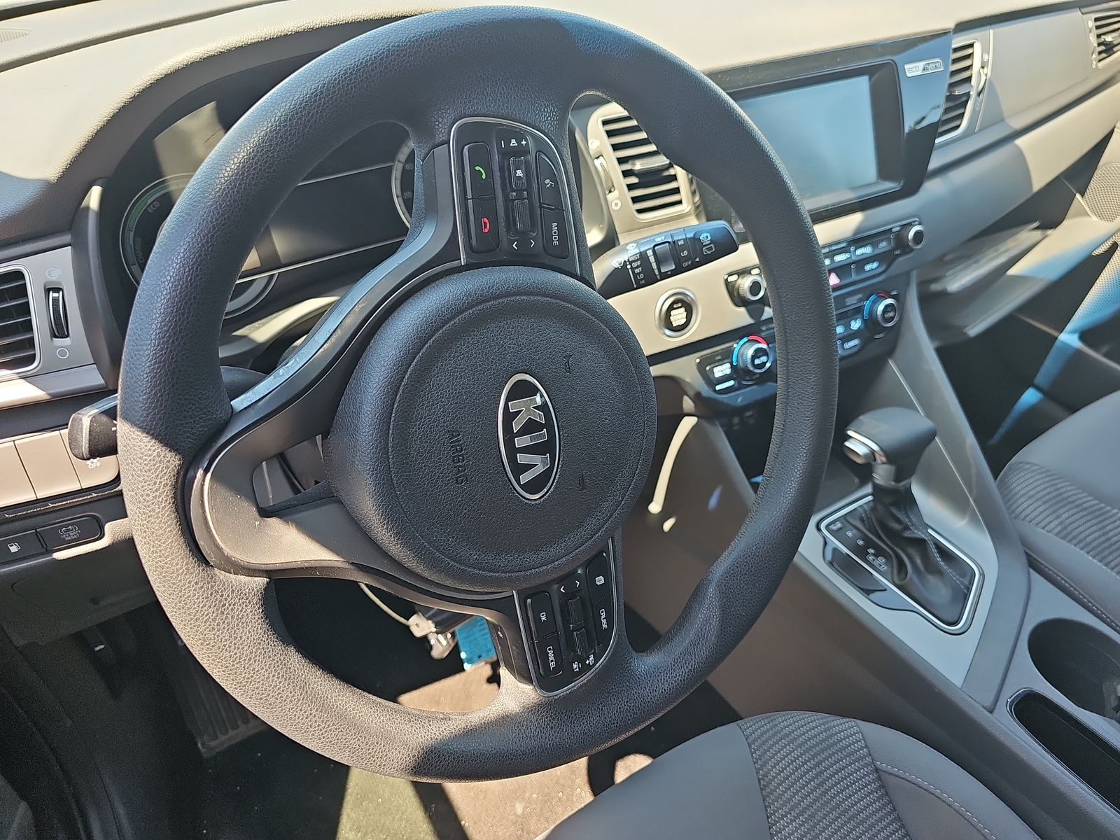 2017 Kia Niro LX FWD