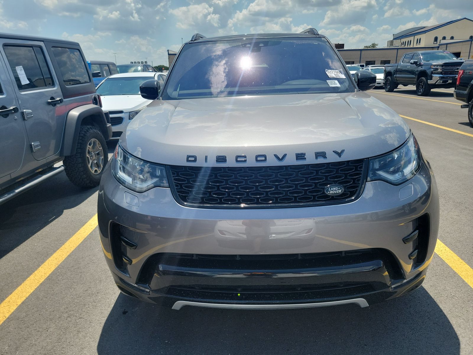 2020 Land Rover Discovery Landmark Edition AWD