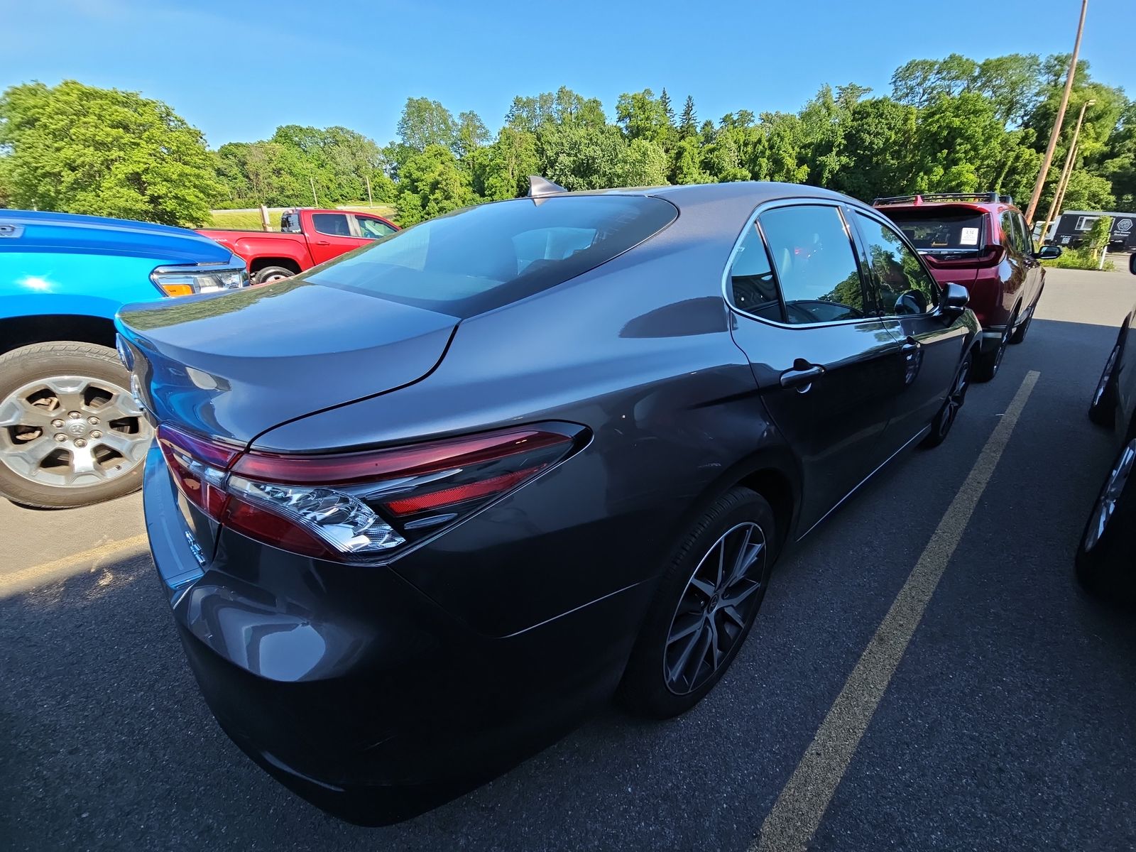 2022 Toyota Camry XLE AWD