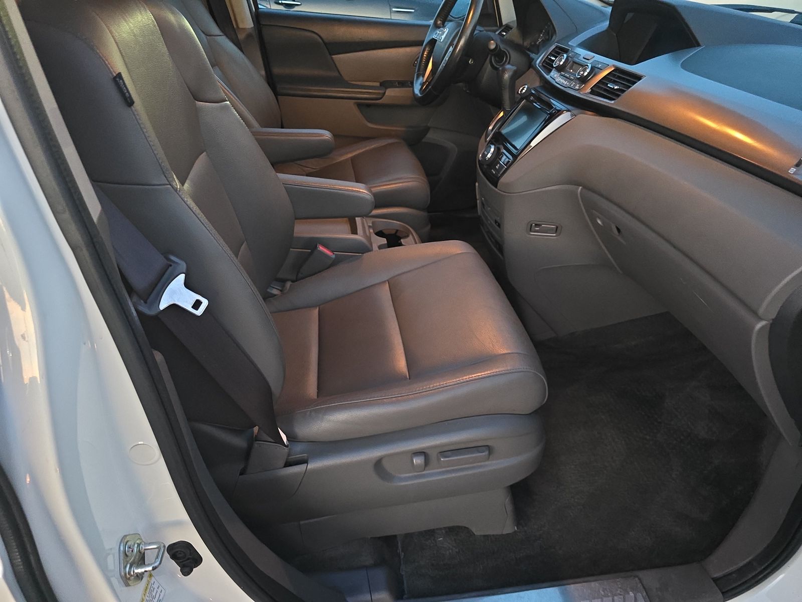 2016 Honda Odyssey Touring Elite FWD