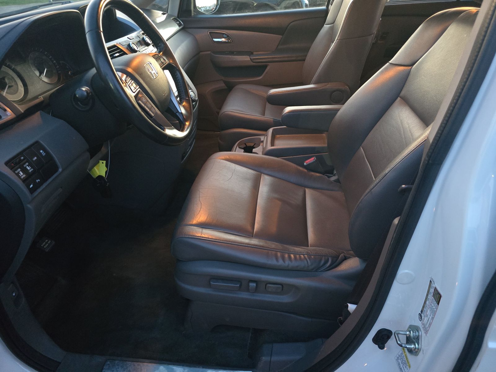 2016 Honda Odyssey Touring Elite FWD