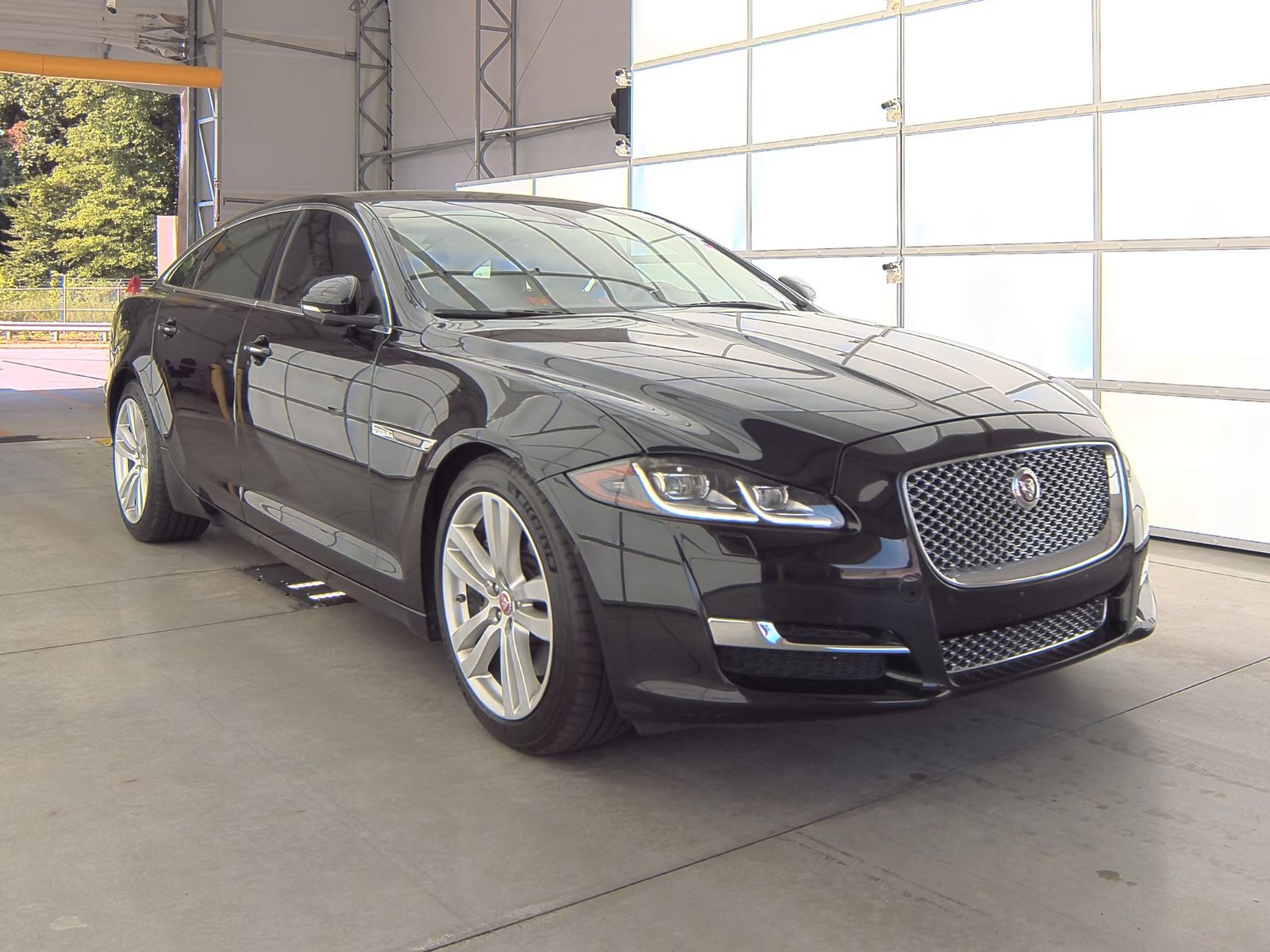 2016 Jaguar XJ L Portfolio RWD