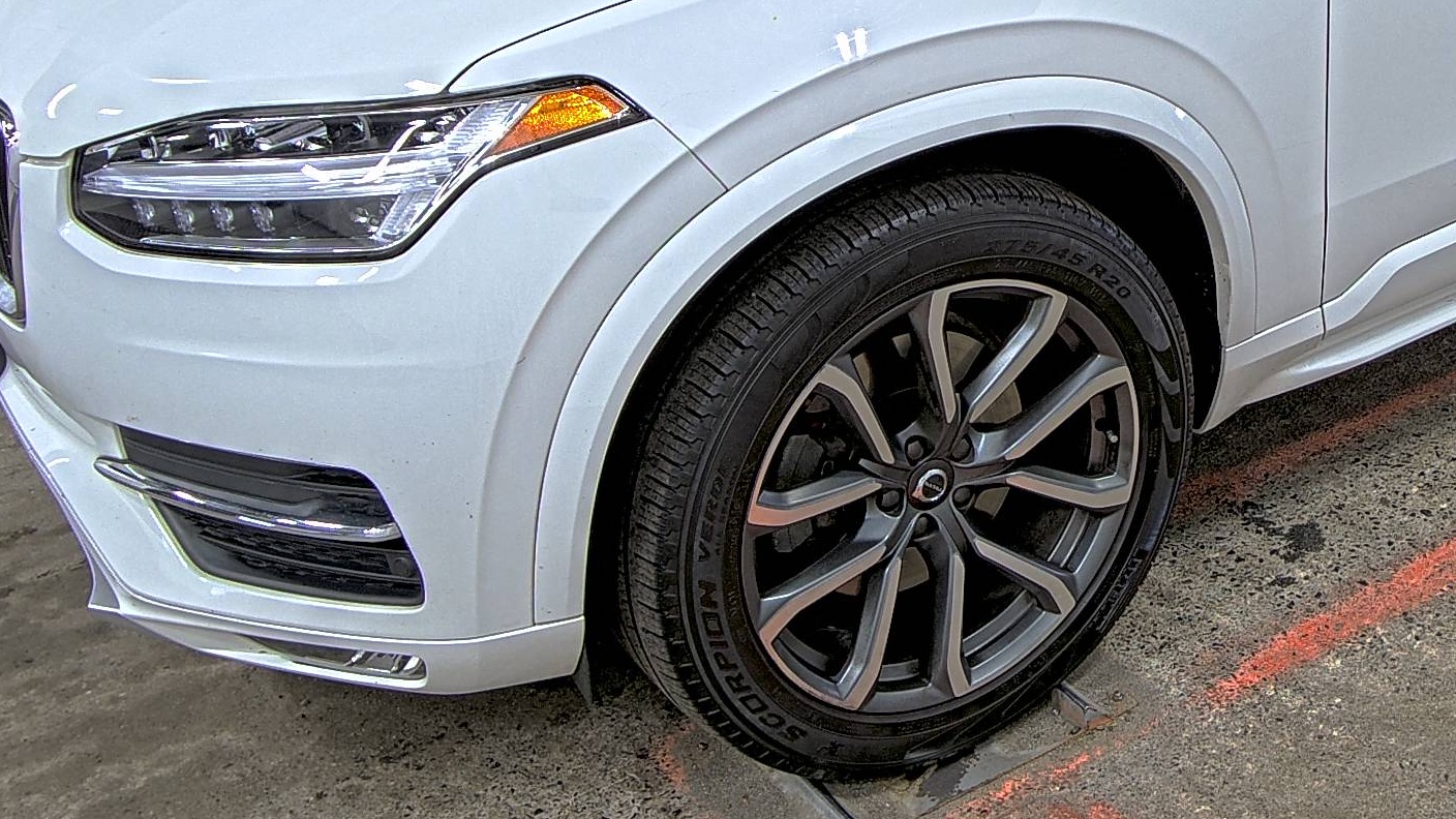 2019 Volvo XC90 T5 Momentum AWD