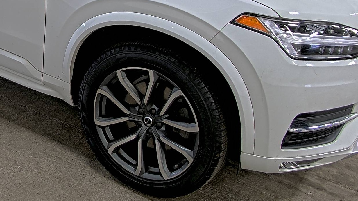 2019 Volvo XC90 T5 Momentum AWD