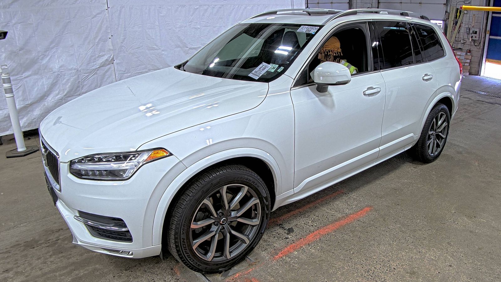 2019 Volvo XC90 T5 Momentum AWD