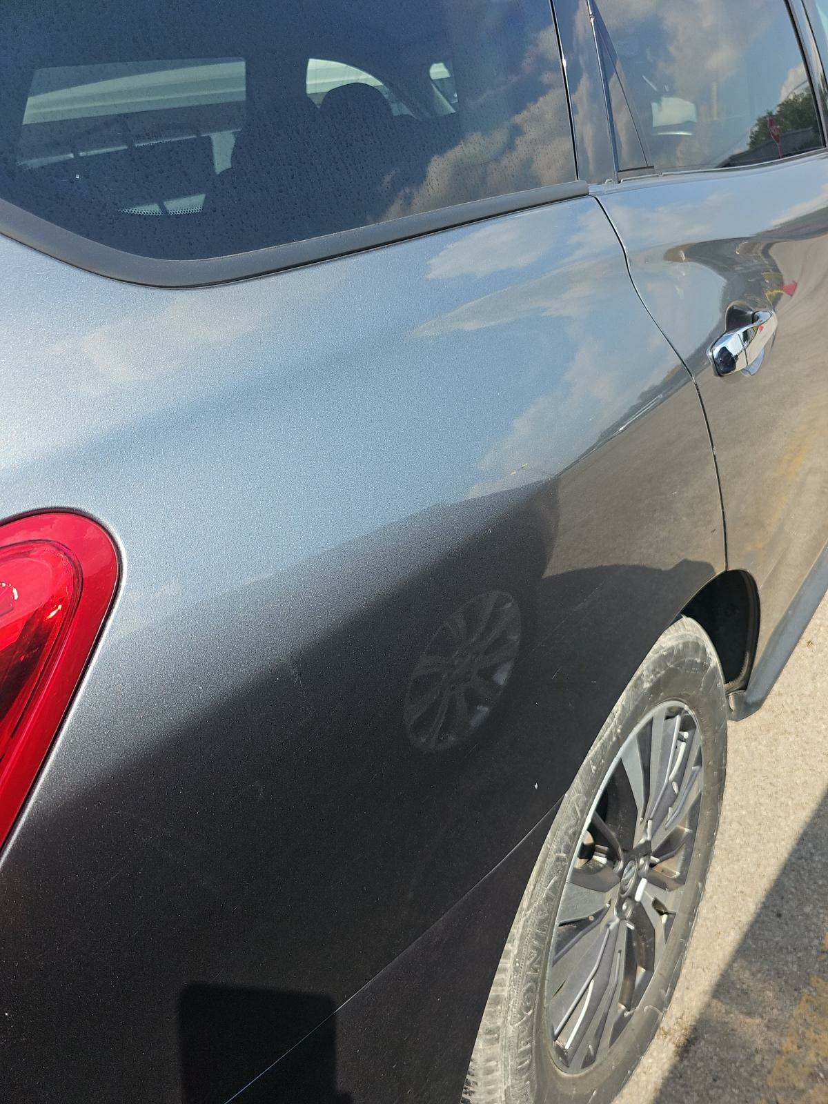 2019 Nissan Pathfinder SL FWD