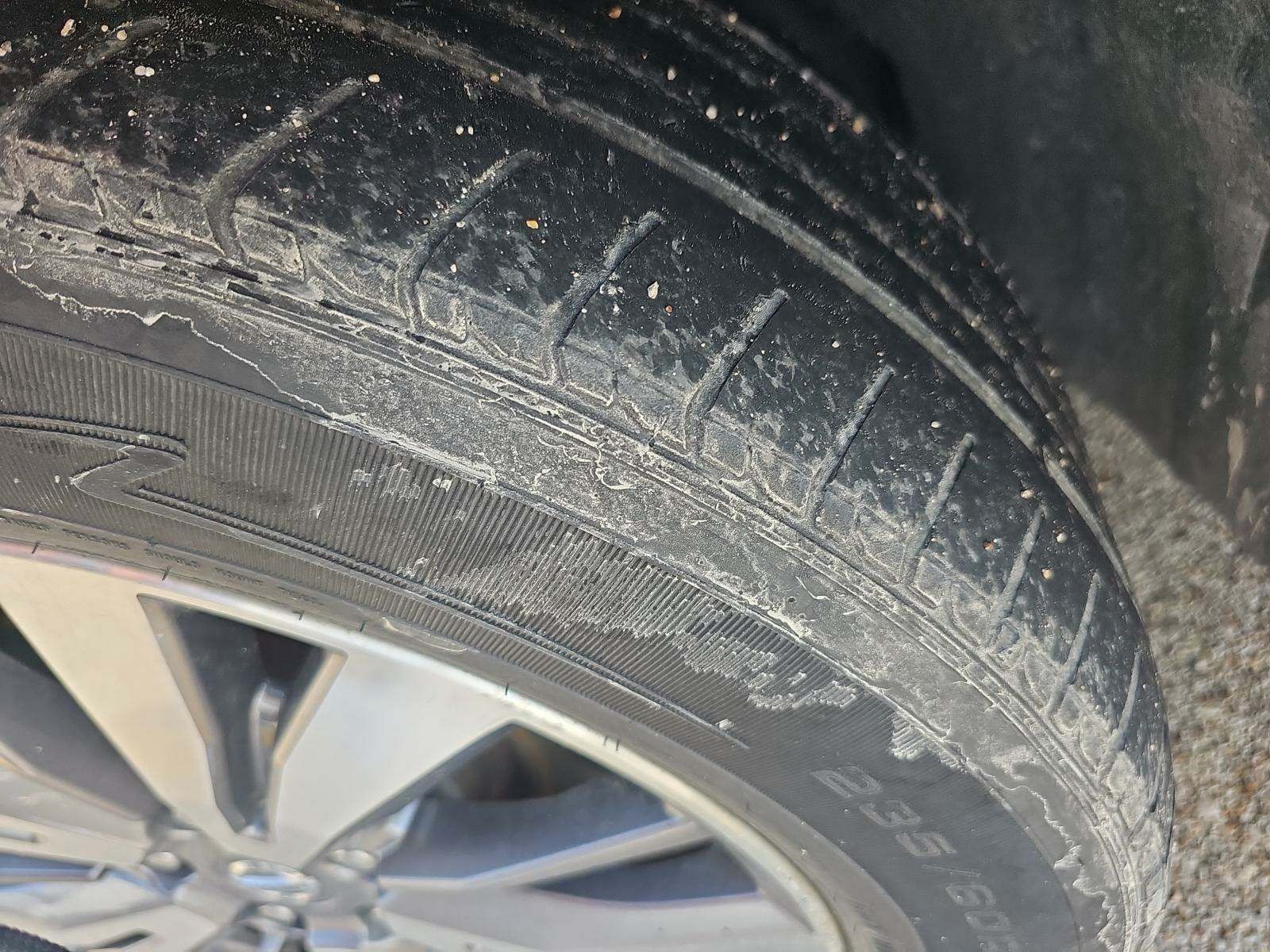 2019 Nissan Pathfinder SL FWD