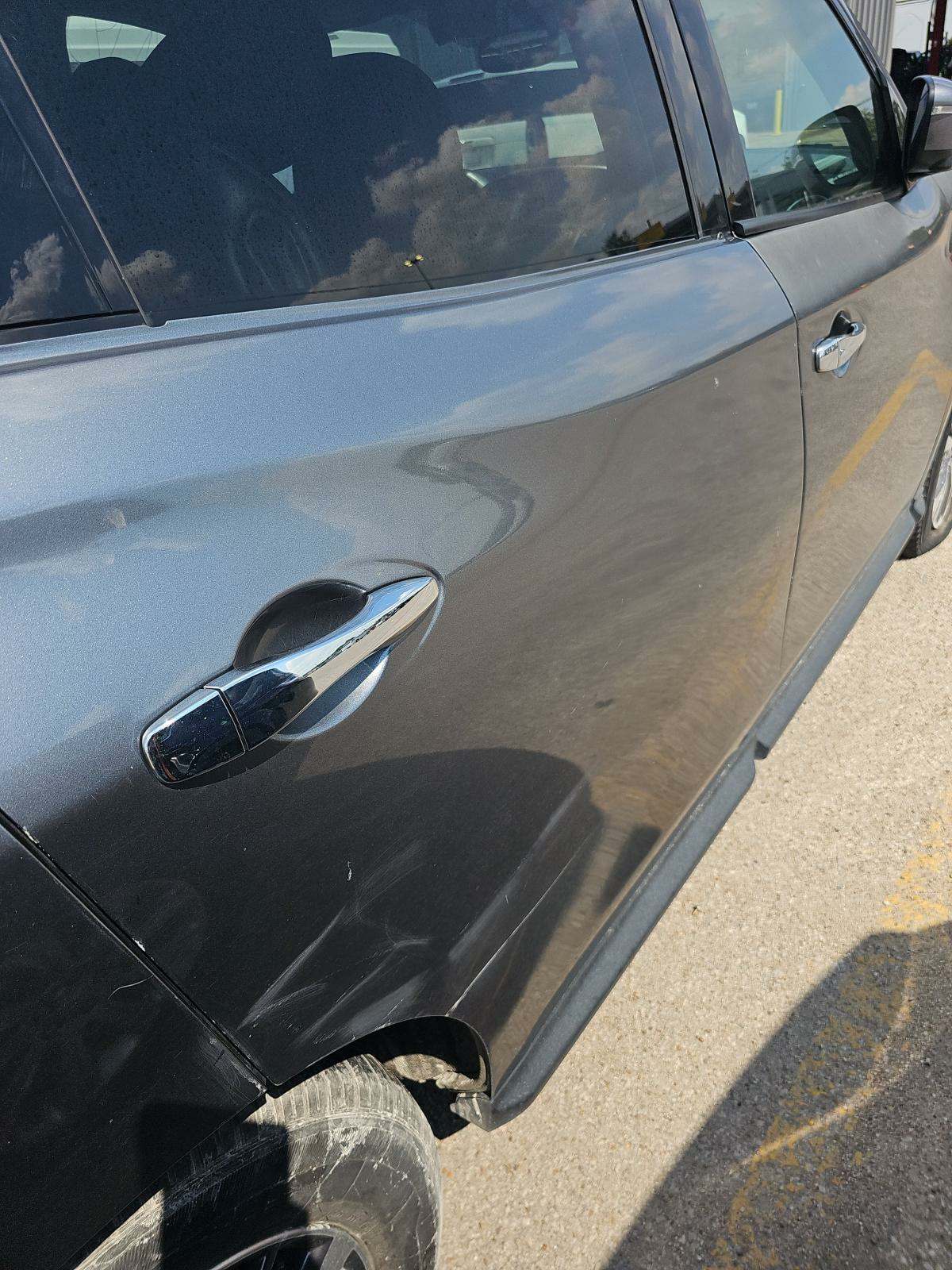 2019 Nissan Pathfinder SL FWD