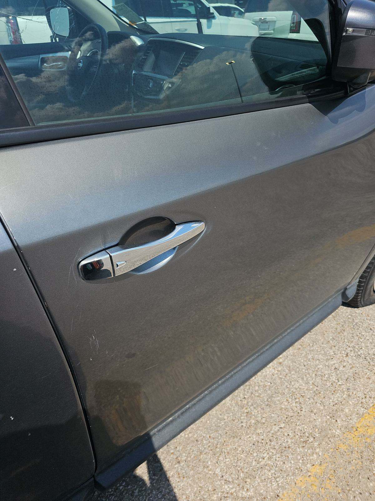 2019 Nissan Pathfinder SL FWD