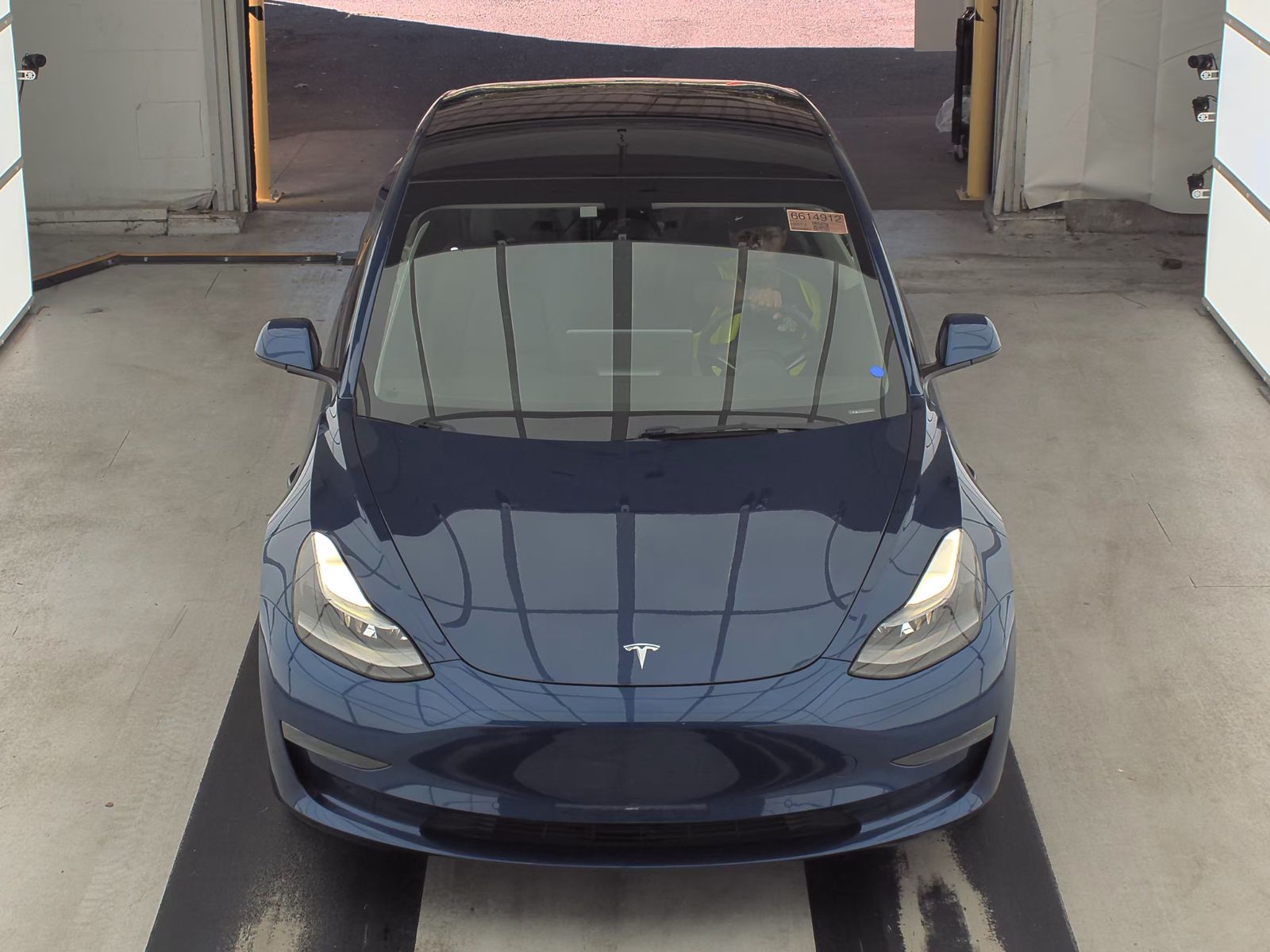 2022 Tesla Model 3 Standard Range RWD