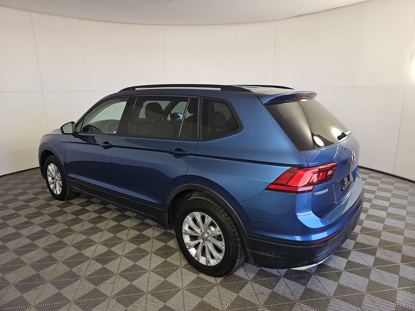 2019 Volkswagen Tiguan 2.0T S FWD