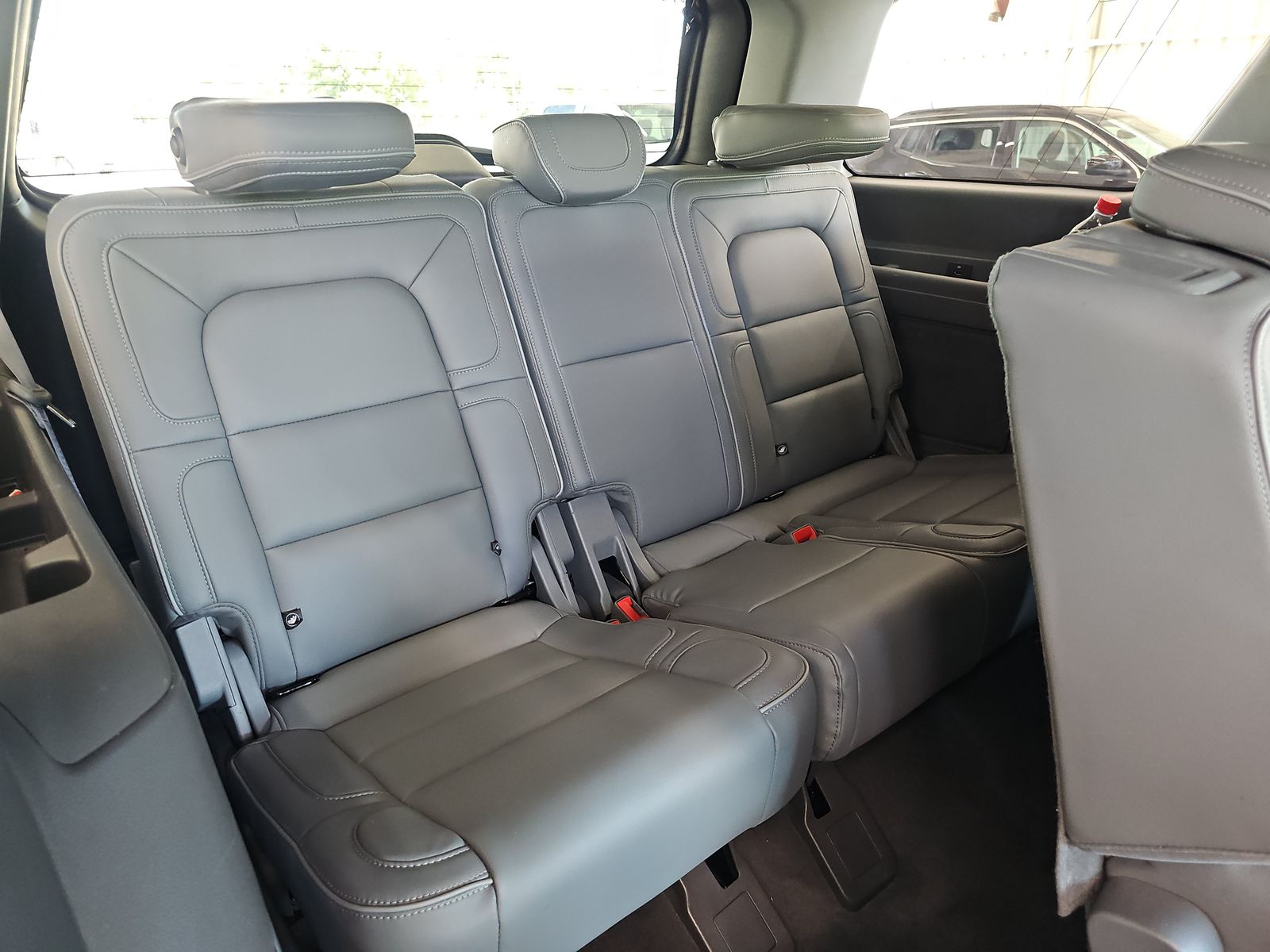 2018 Lincoln Navigator Select RWD