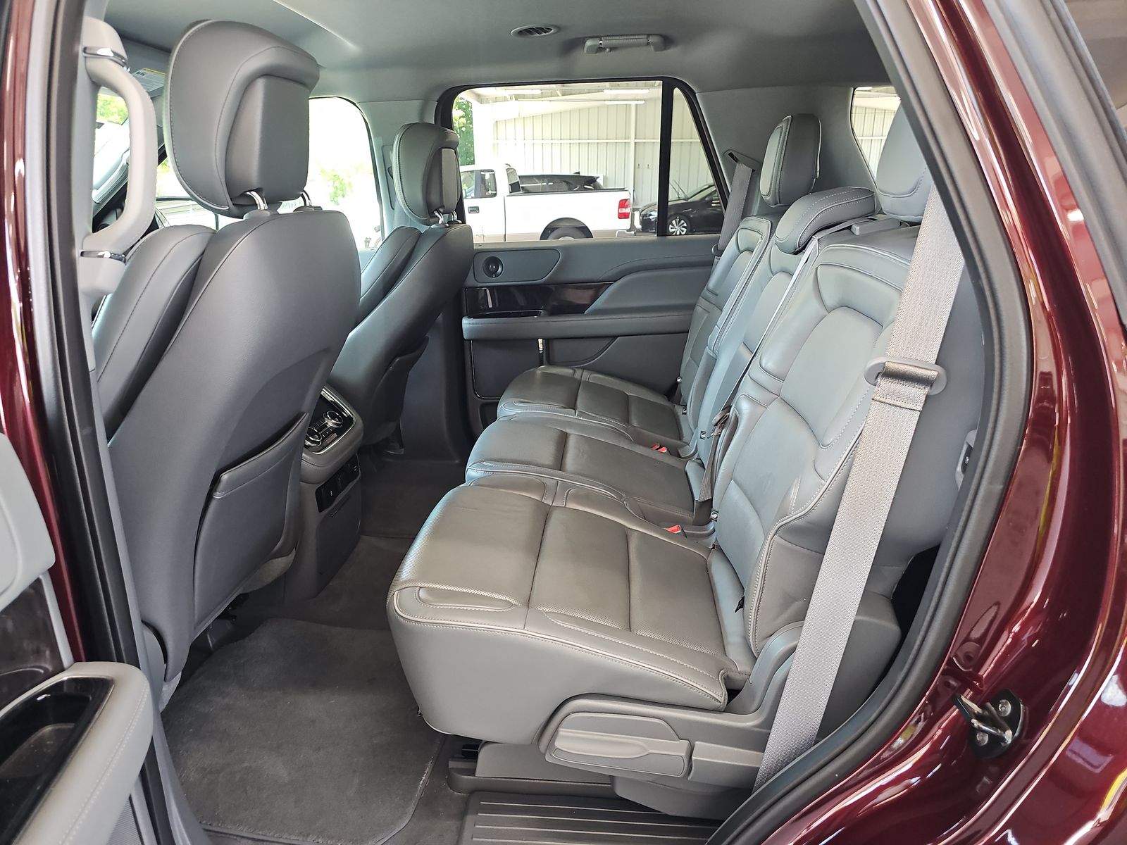 2018 Lincoln Navigator Select RWD