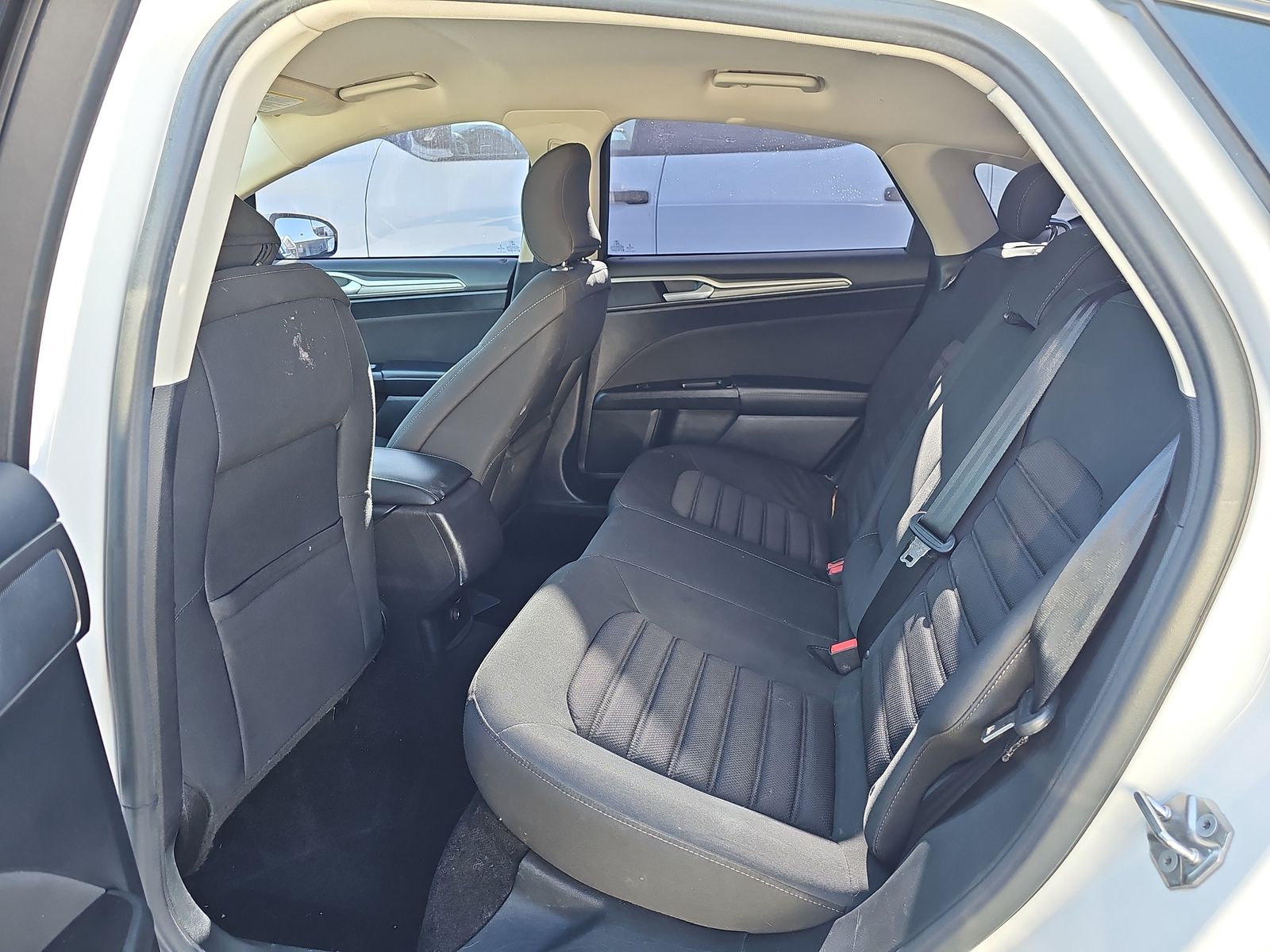 2017 Ford Fusion SE FWD