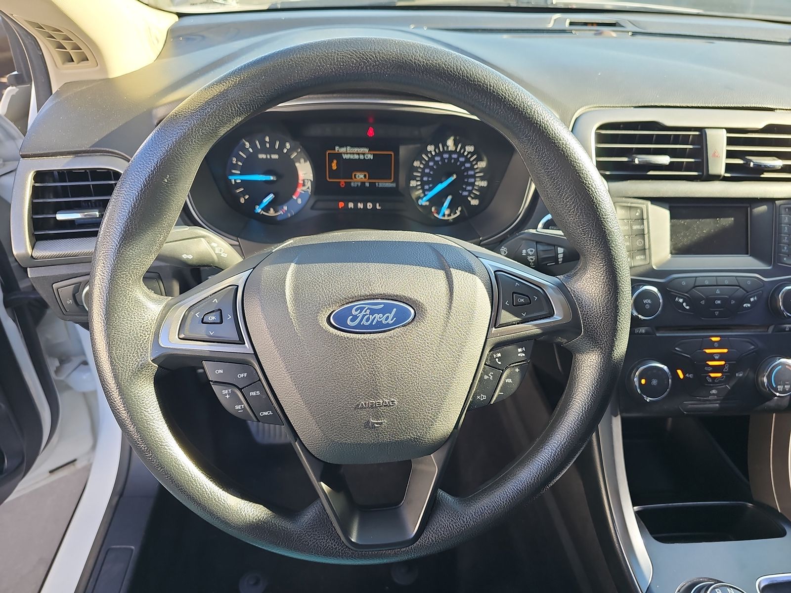 2017 Ford Fusion SE FWD