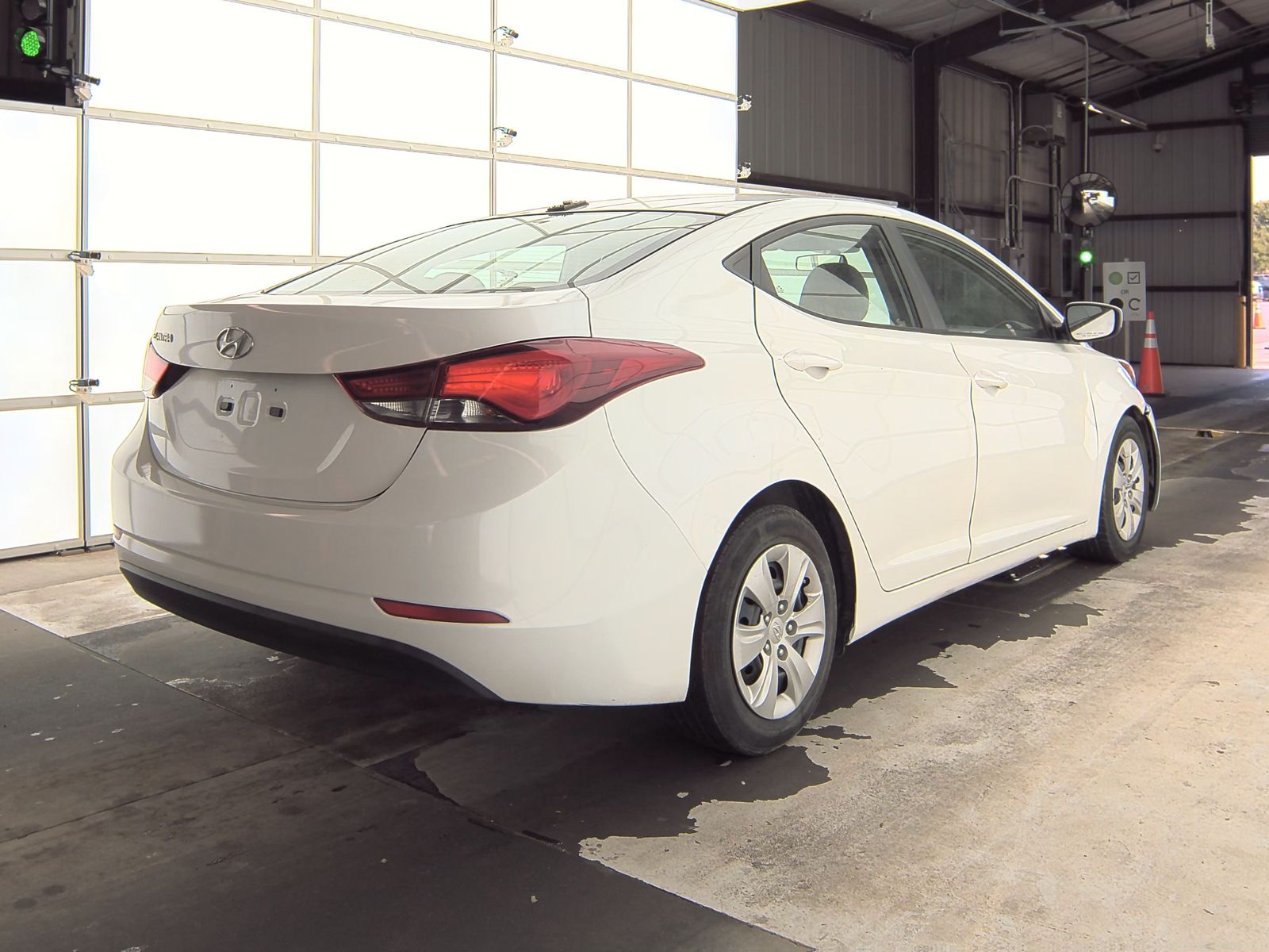 2016 Hyundai Elantra SE FWD