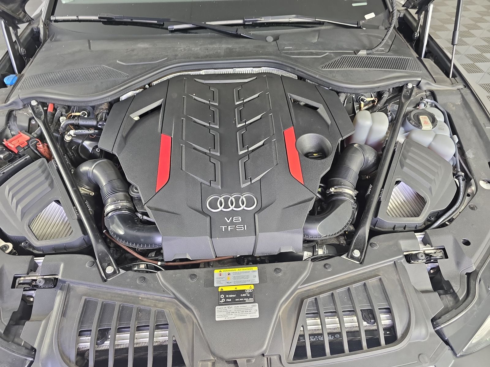 2021 Audi S8 Base AWD