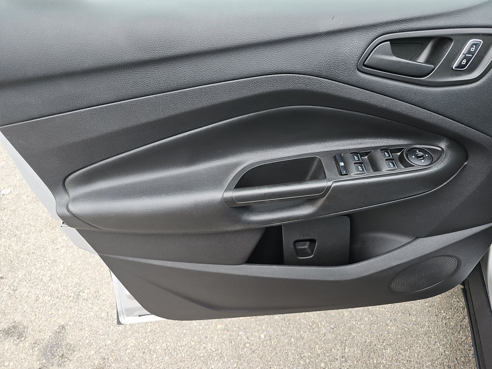 2016 Ford Escape S FWD