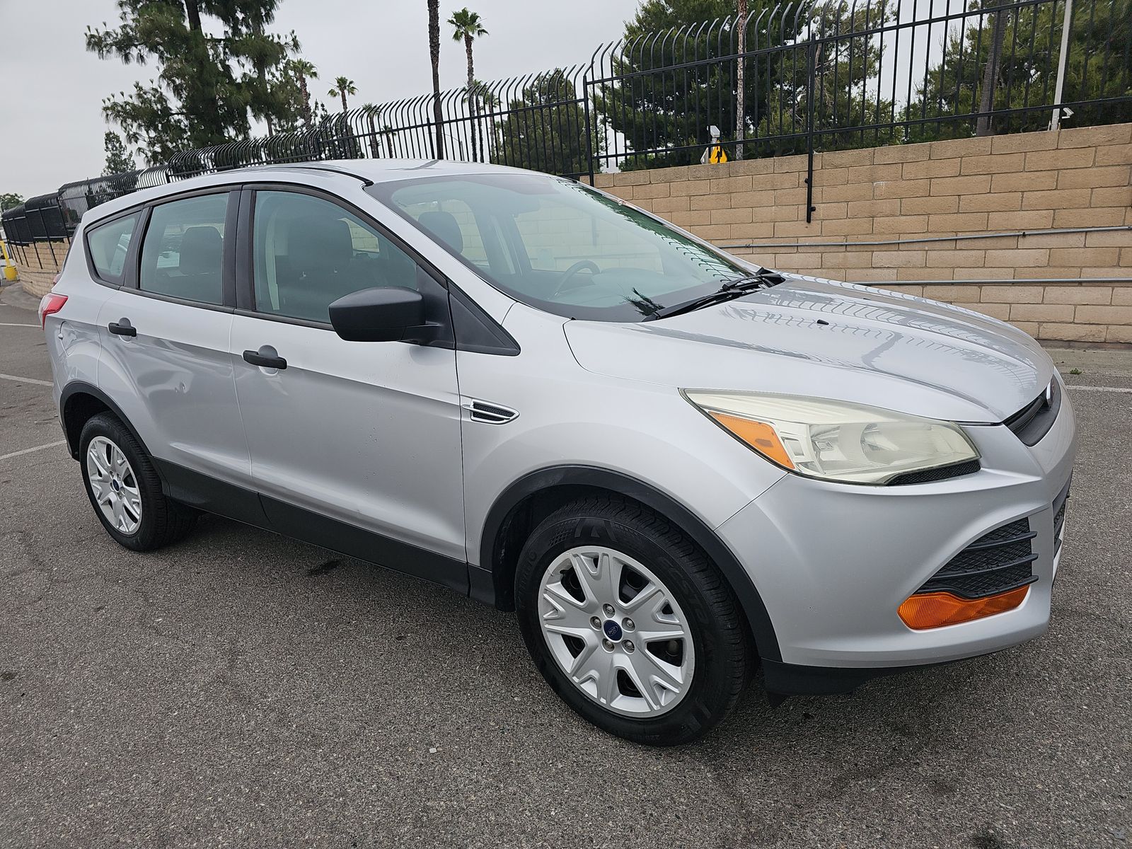 2016 Ford Escape S FWD