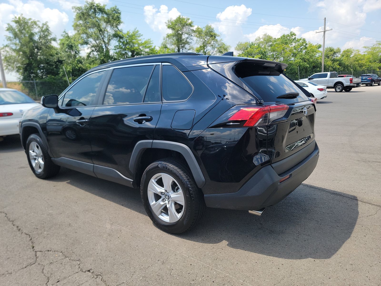 2020 Toyota RAV4 Hybrid XLE AWD