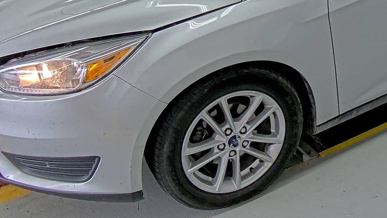 2016 Ford Focus SE FWD