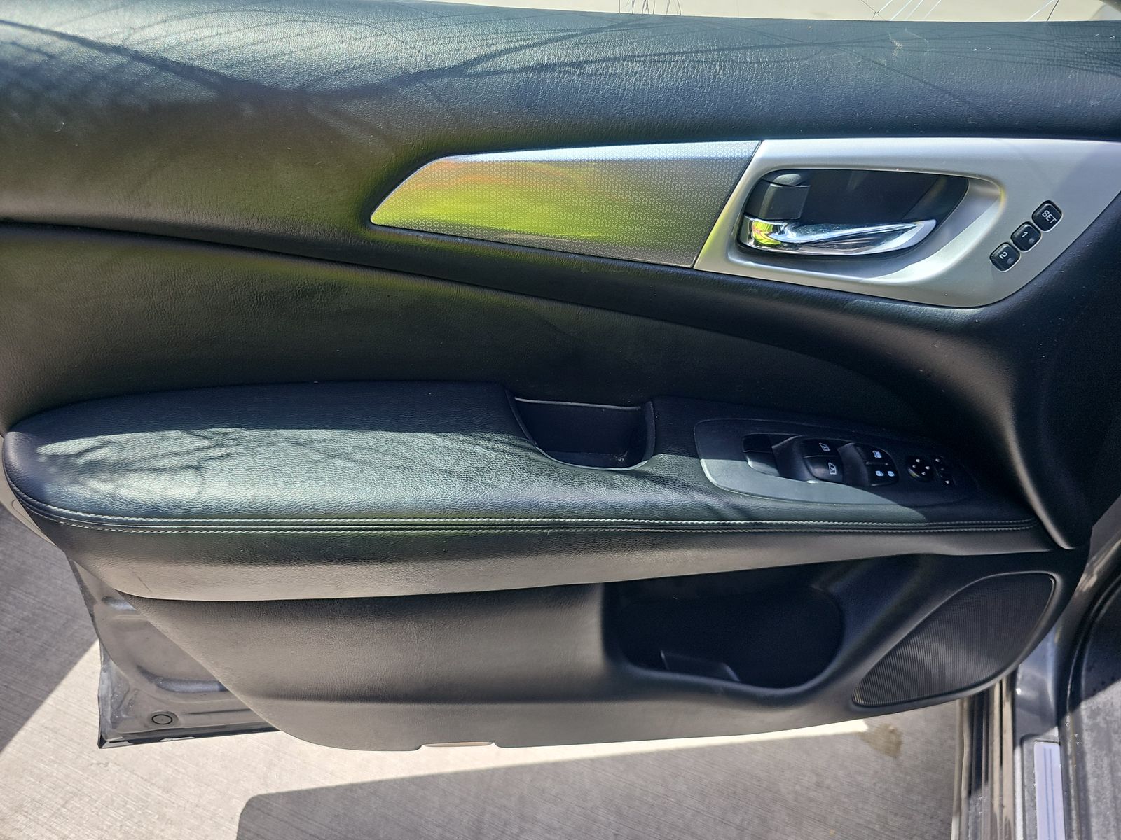 2019 Nissan Pathfinder SL FWD