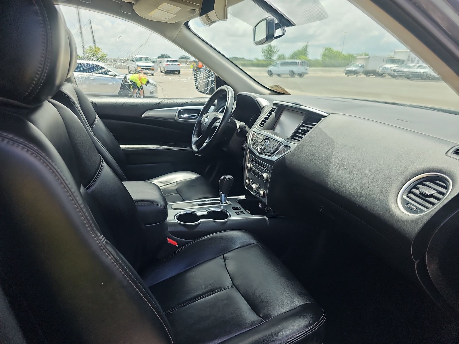 2019 Nissan Pathfinder SL FWD