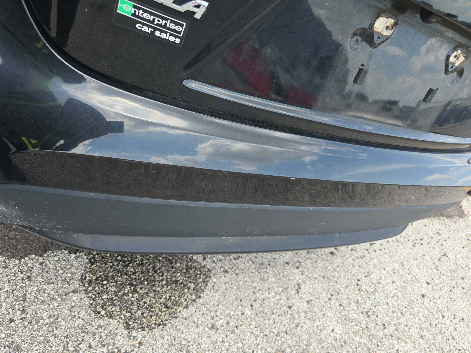 2020 Toyota Corolla LE FWD