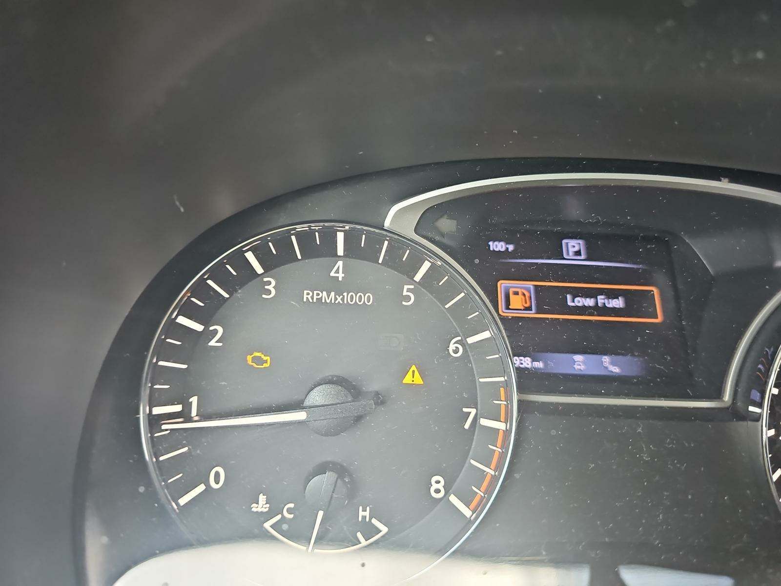 2020 Nissan Pathfinder SV FWD