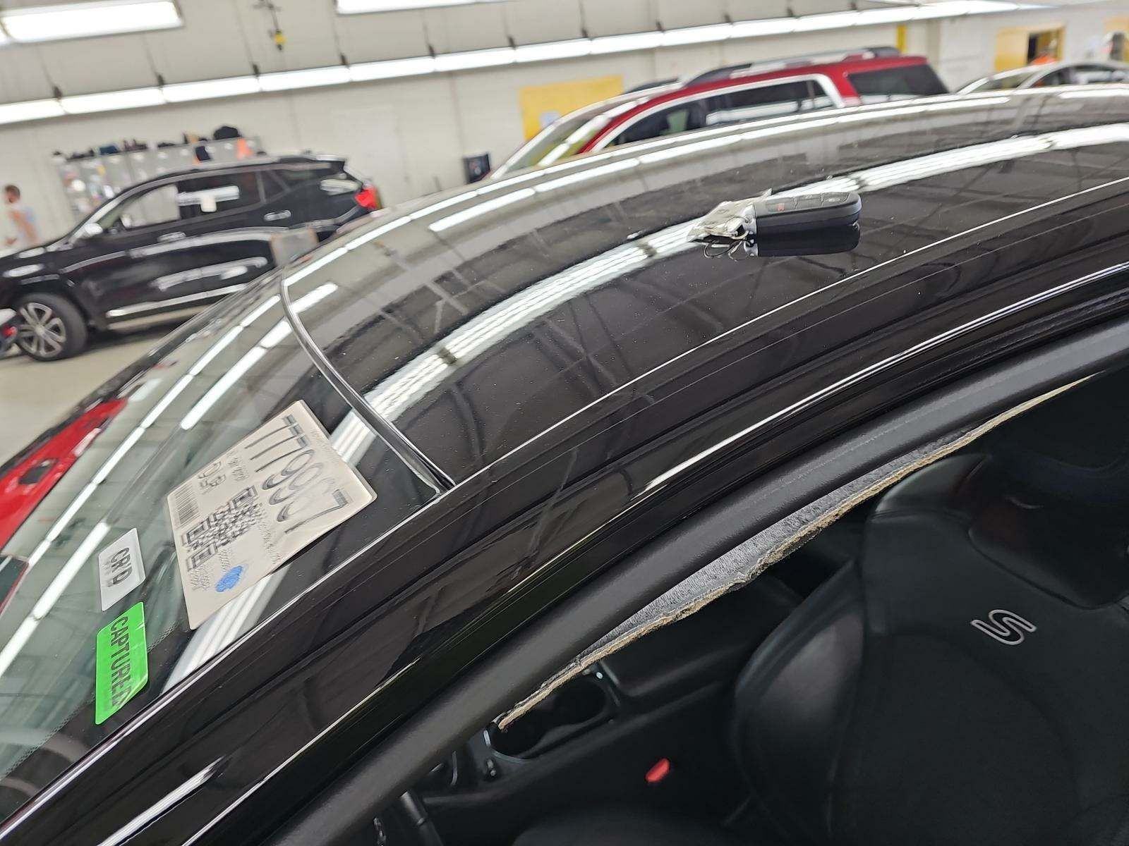 2016 Chrysler 200 S AWD