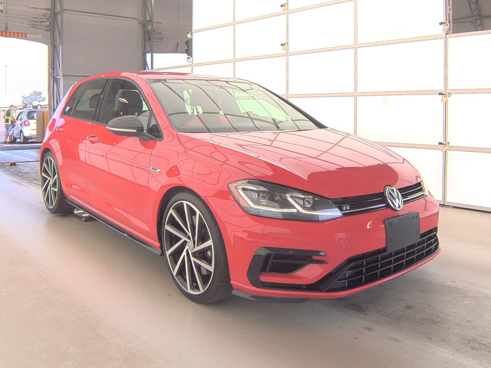 2018 Volkswagen Golf R Base AWD