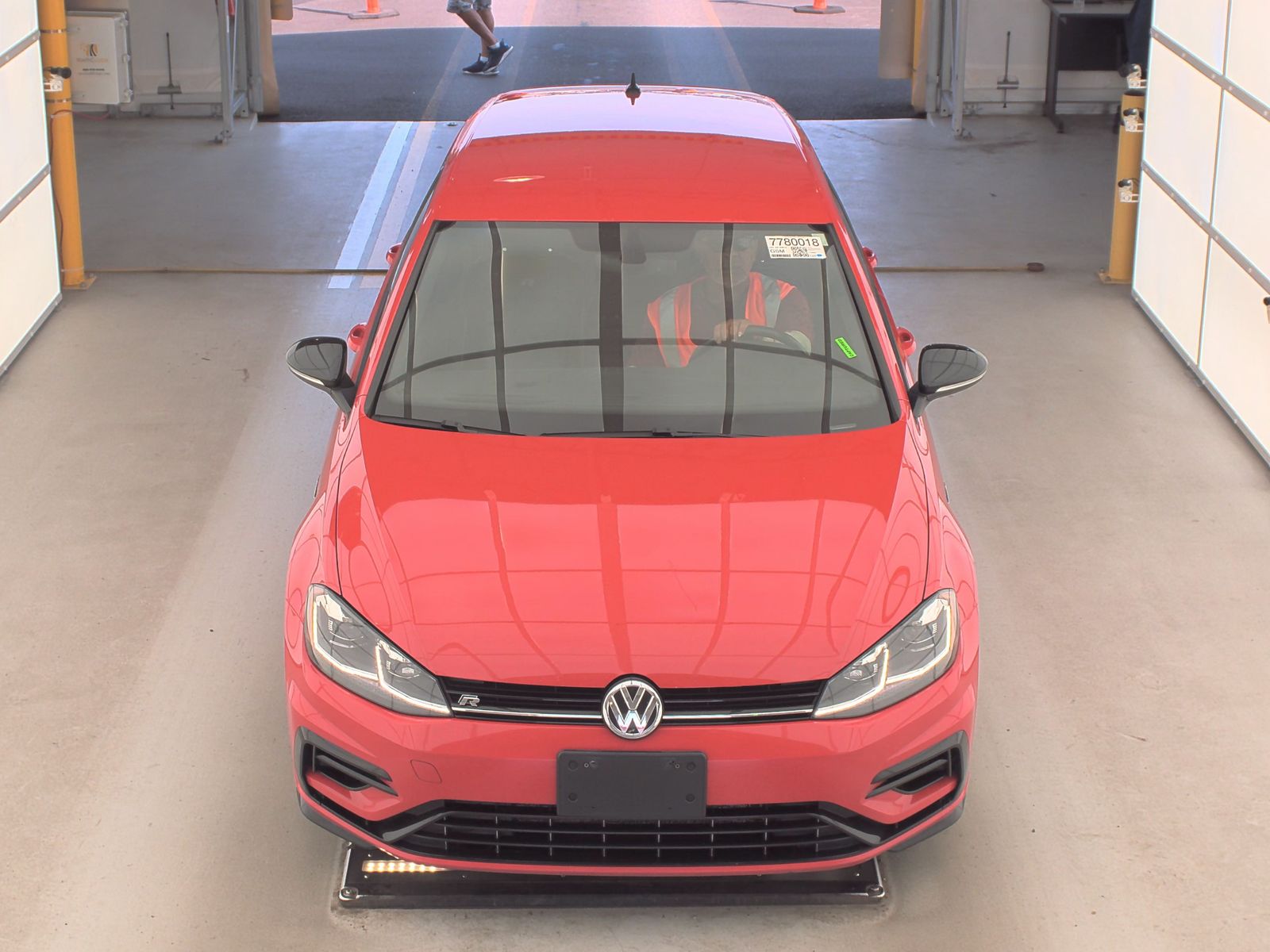 2018 Volkswagen Golf R Base AWD