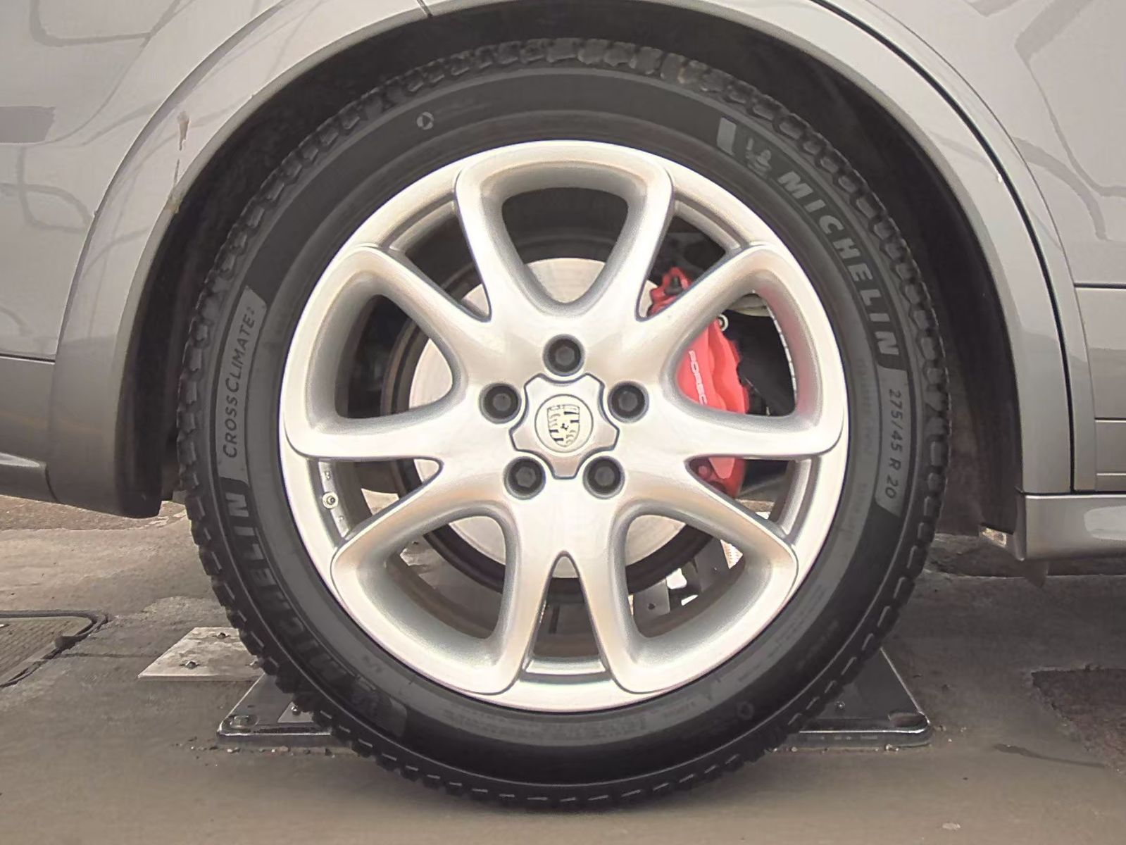 2013 Porsche Cayenne GTS AWD