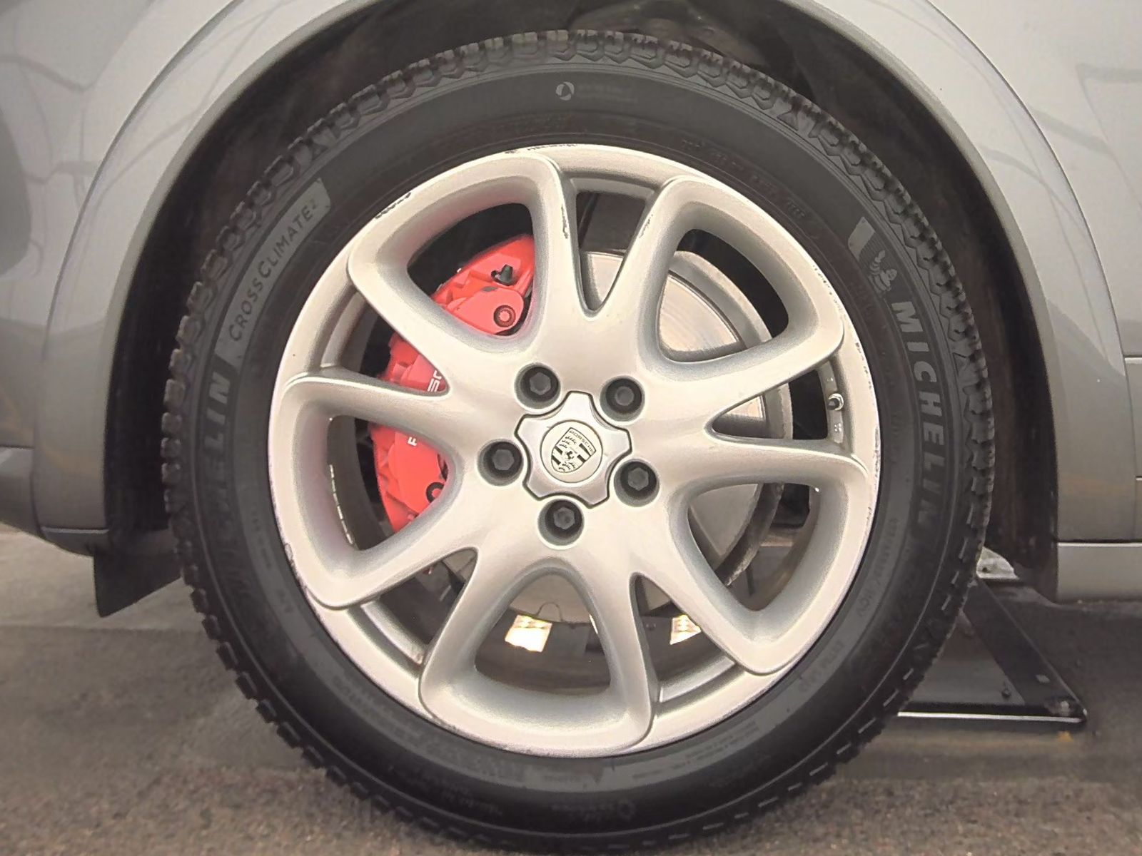 2013 Porsche Cayenne GTS AWD