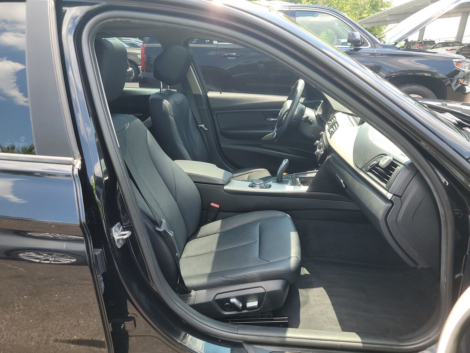 2016 BMW 3 Series 320i xDrive AWD